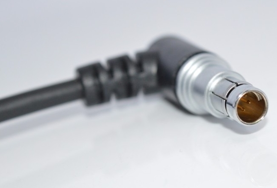 Push Pull Coupling Style Bayonet Connectors Industrial para necessidades de terminação de Soder / PCB